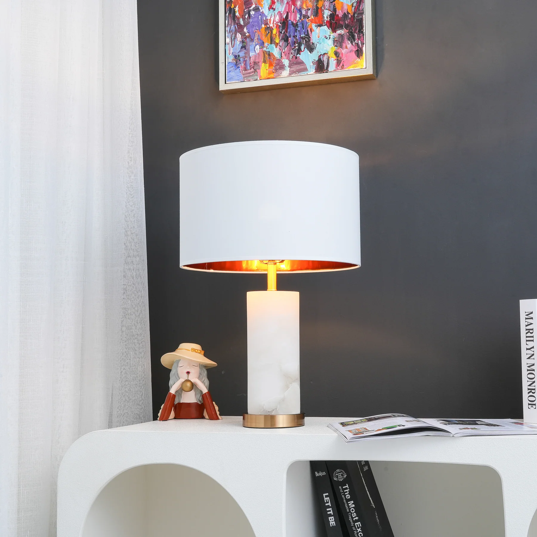 Jade Modern Table Lamp Scene Living Room Bedroom