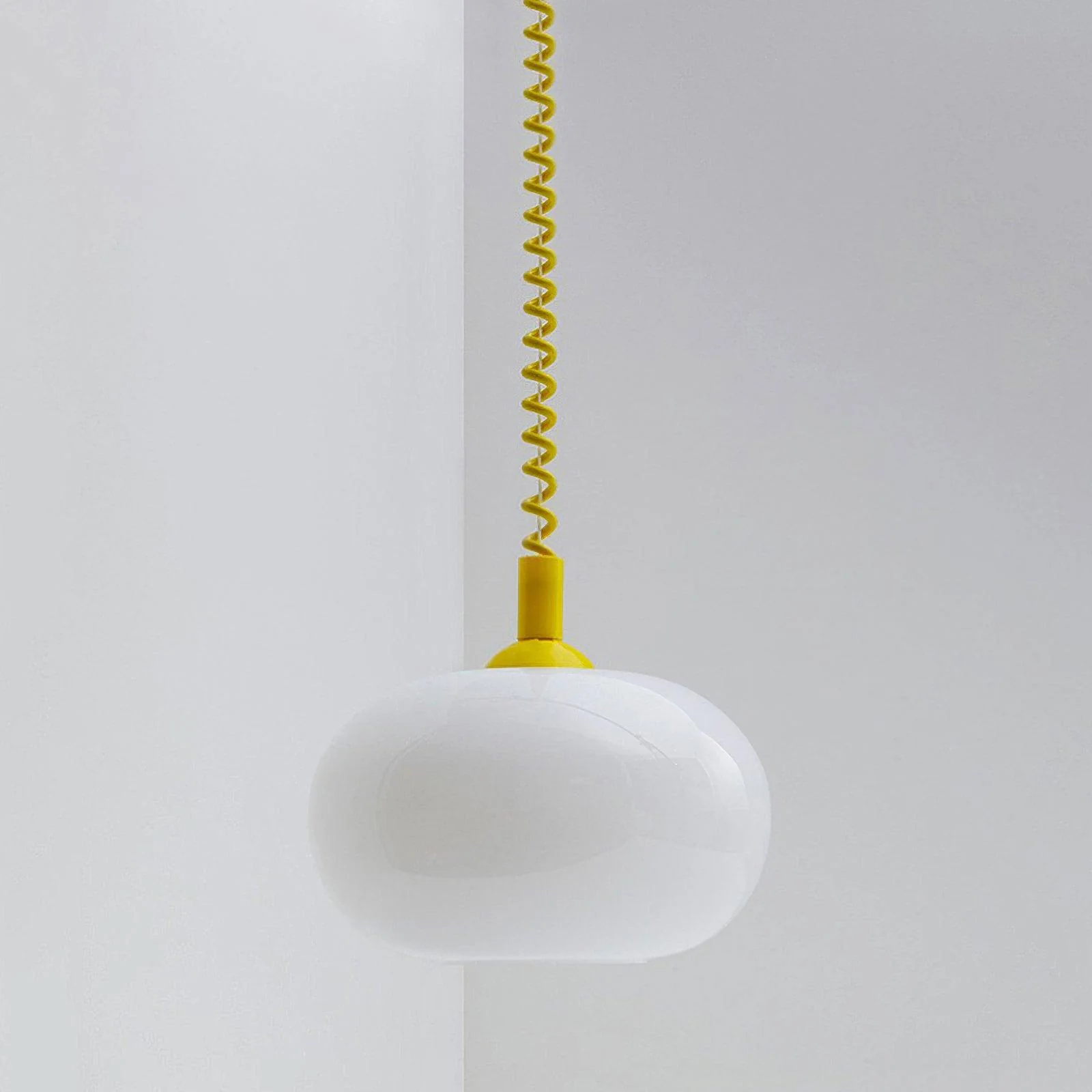 Hailie Minimalism Round Metal Glass Pendant Light Living Room Dining Room