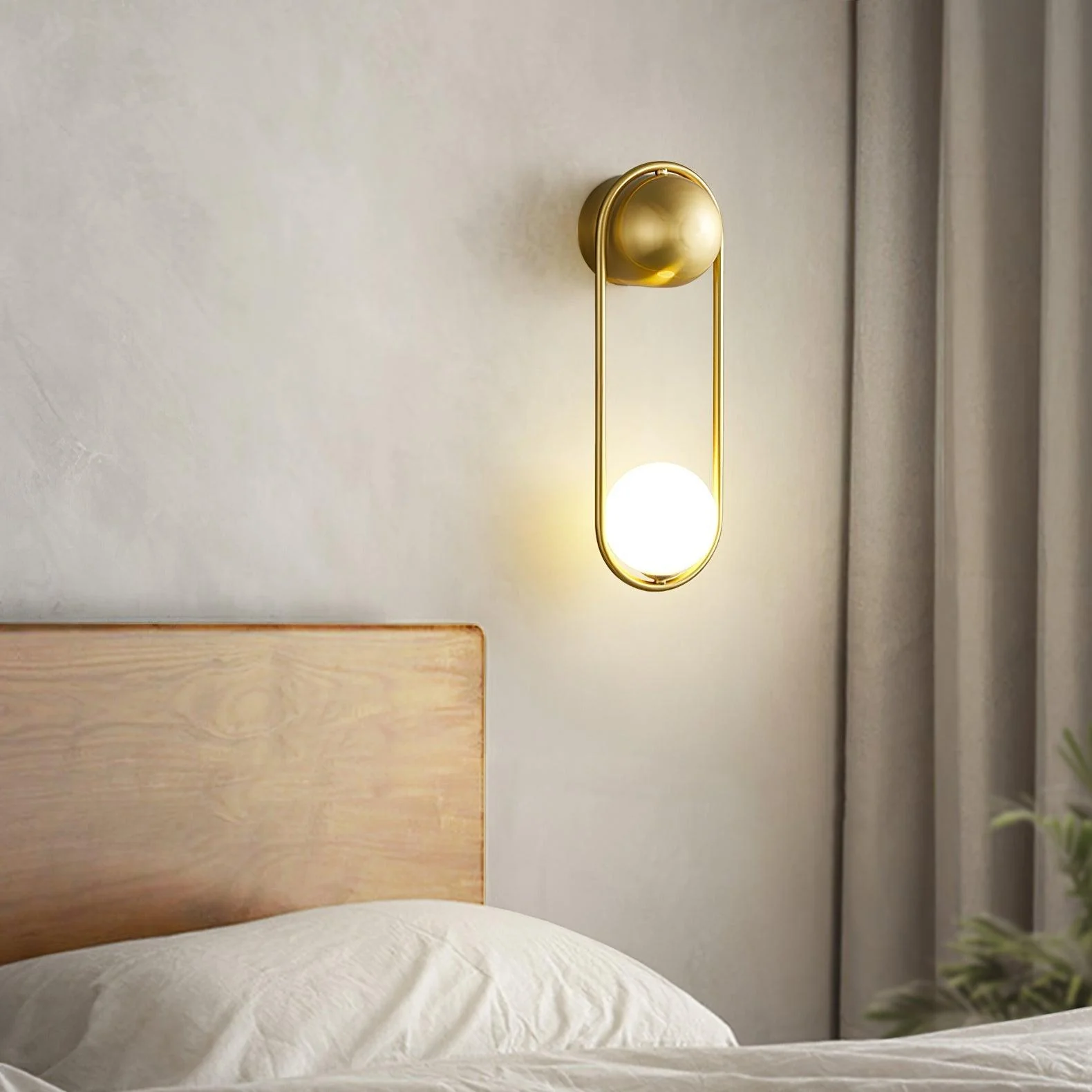 Edge Elegant Fashionable Mental Wall Light Bedroom