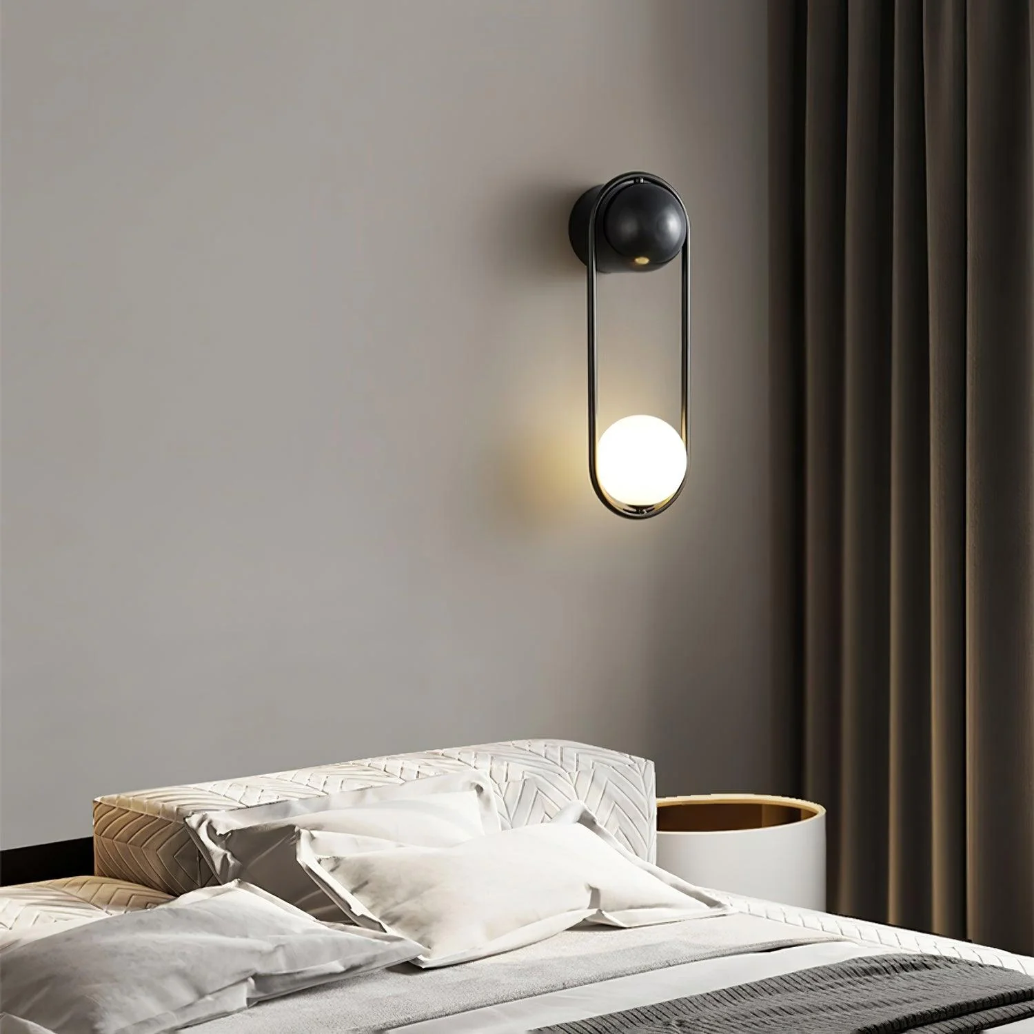 Edge Elegant Fashionable Mental Wall Light Bedroom