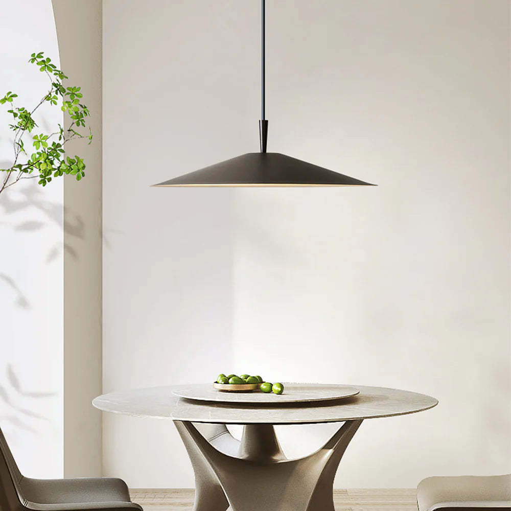 Modern dining room pendant light fixture, Cairns, Lassola