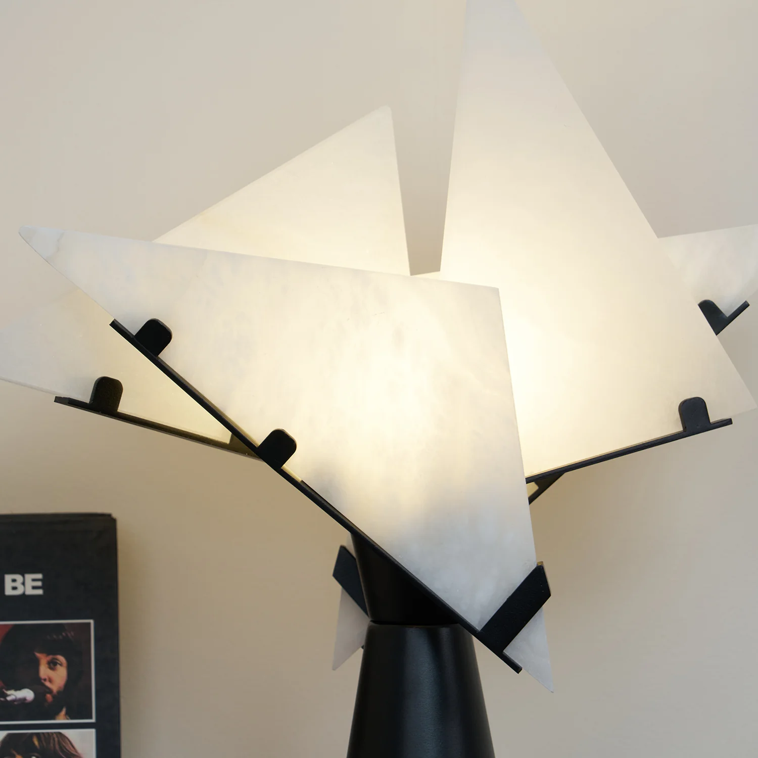 Jade Modern Table Lamp Scene Living Room Bedroom Study Room