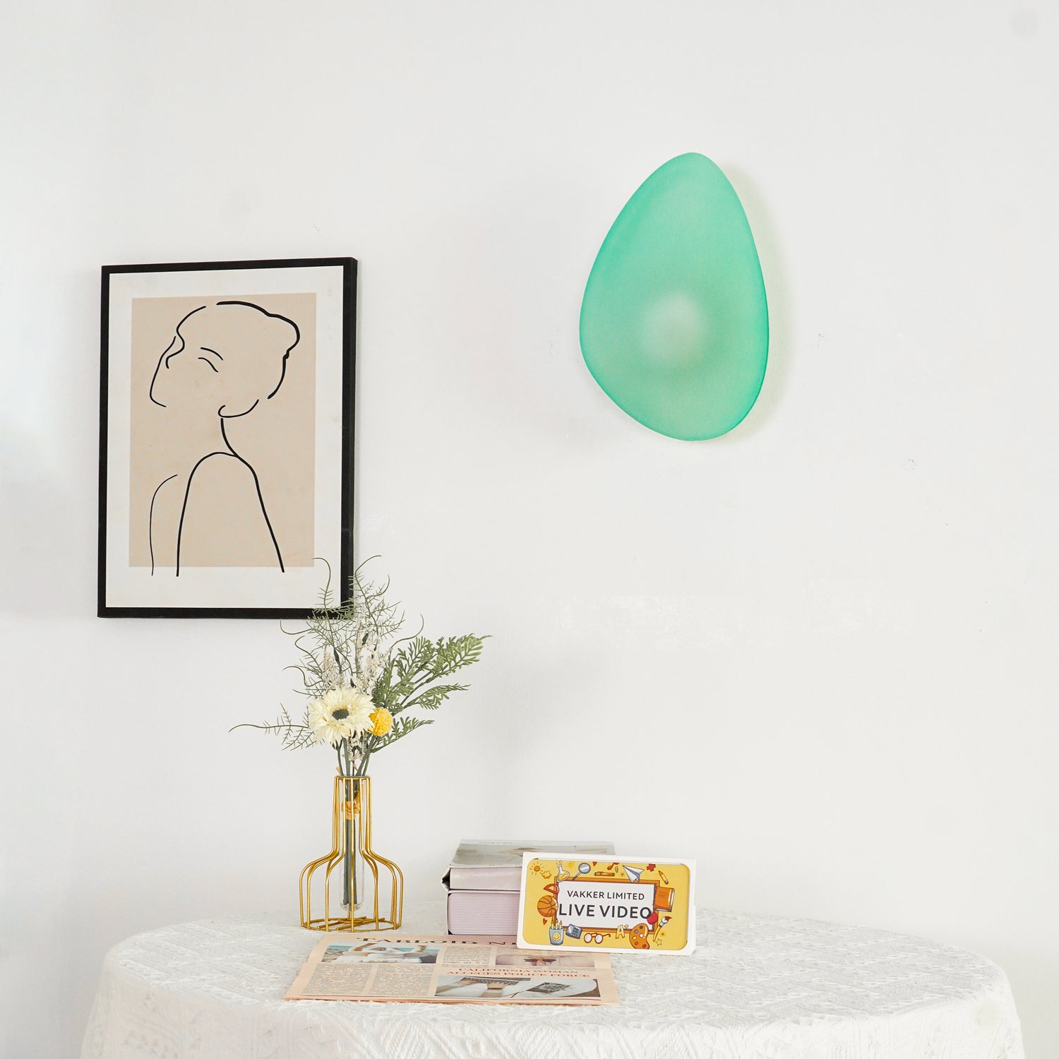 Byers Modern Egg Shape Acrylic Bubble Wall Light Living Room Bedroom