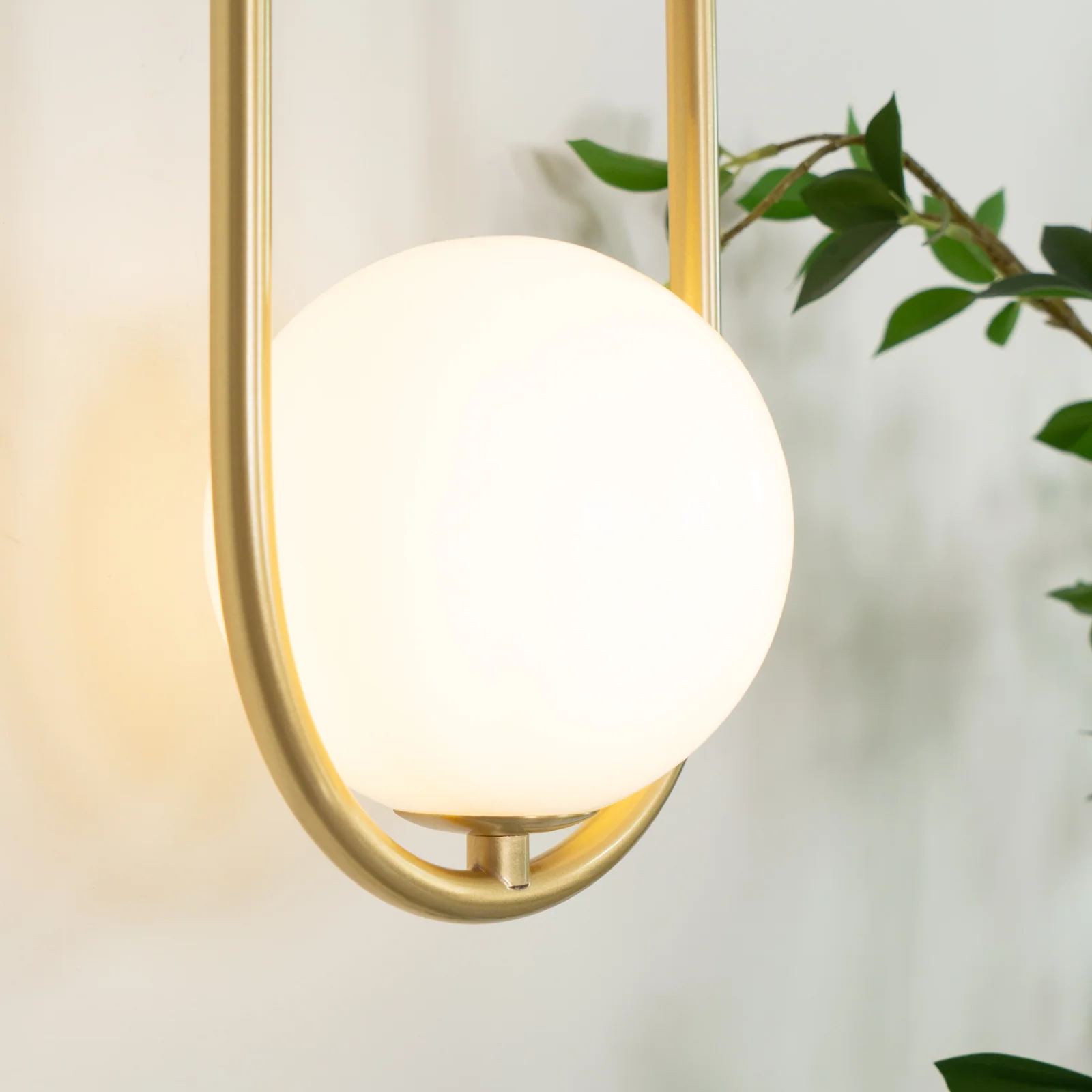 Edge Elegant Fashionable Mental Wall Light Bedroom