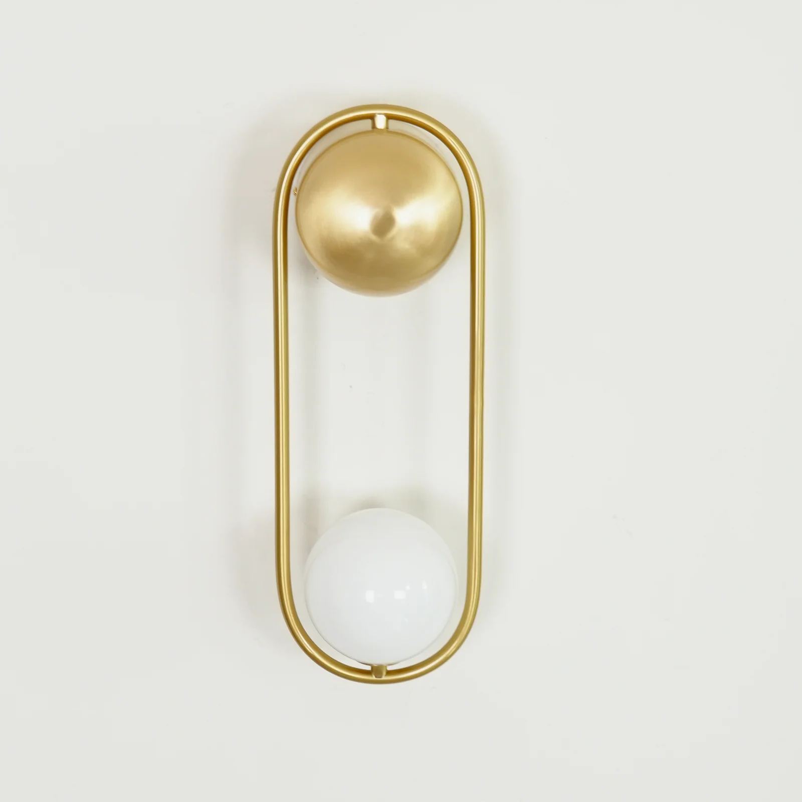 Edge Elegant Fashionable Mental Wall Light Bedroom