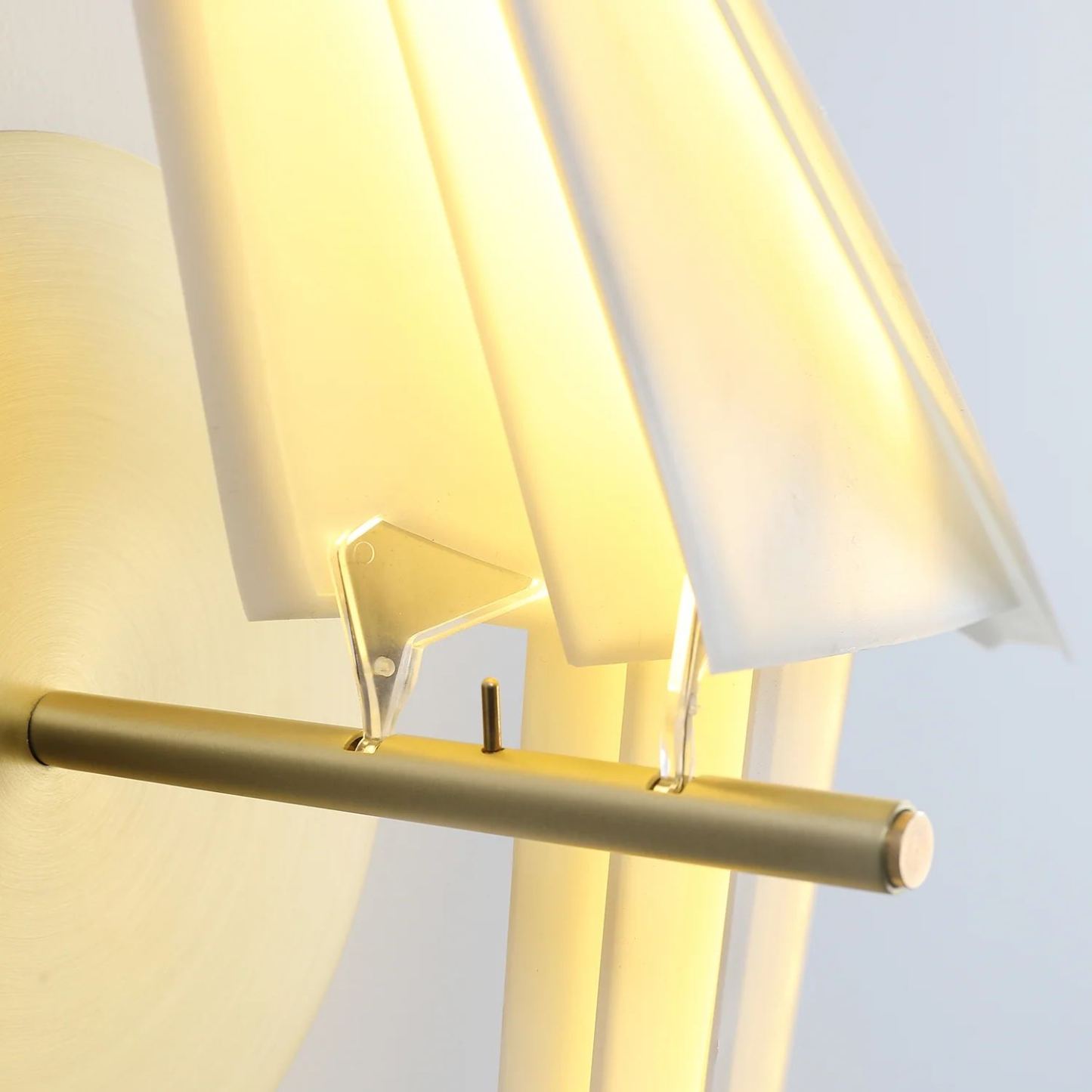 Orr Modern Unusual Bird PC Metal Wall Light Bedroom Study Living Room