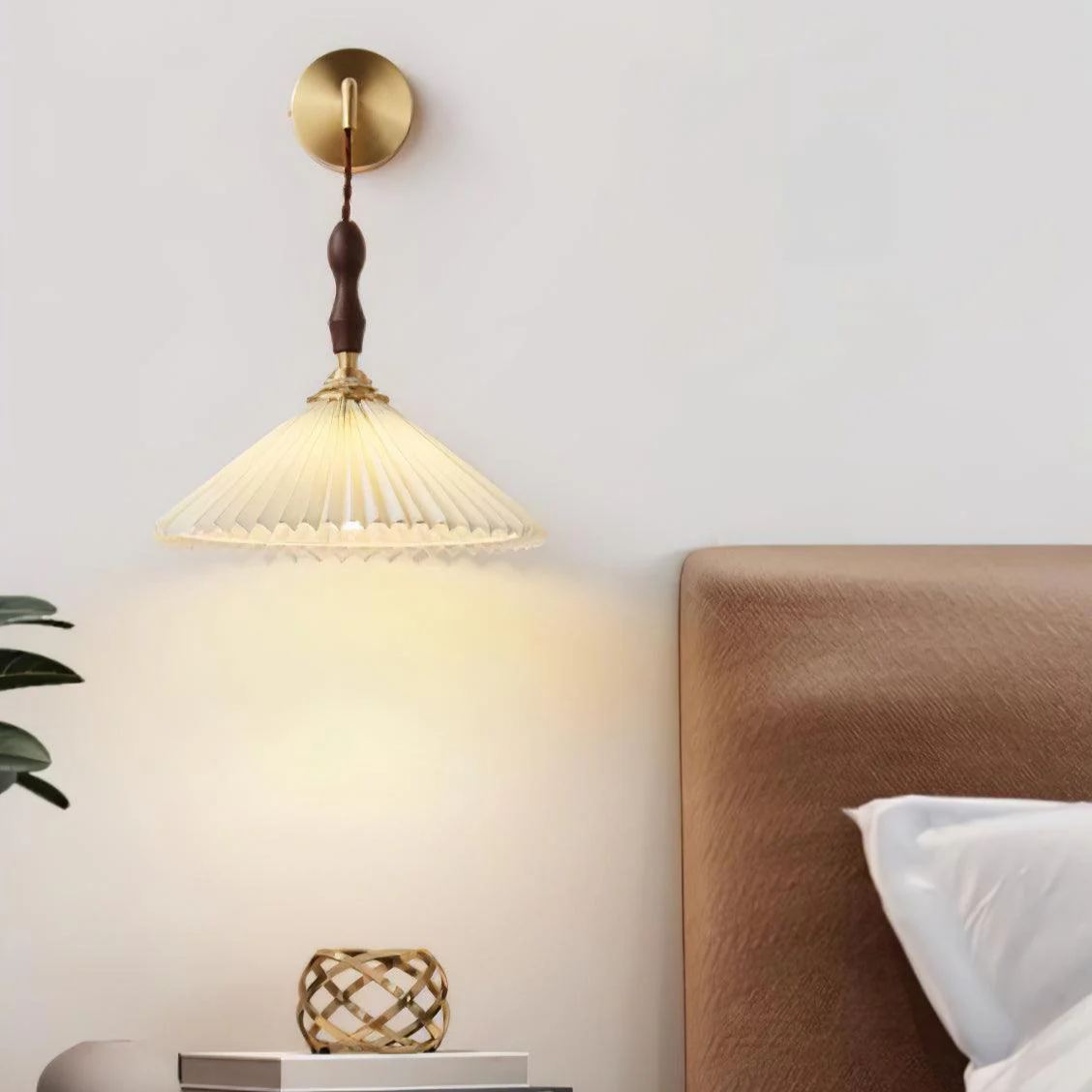 Carins Sophisticated Pleated Wooden Wall Lamp Living Room Bedroom