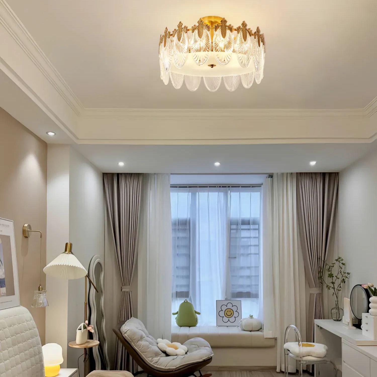 Alessio Vintage Luxury Glass Round Chandelier Living Dining Room