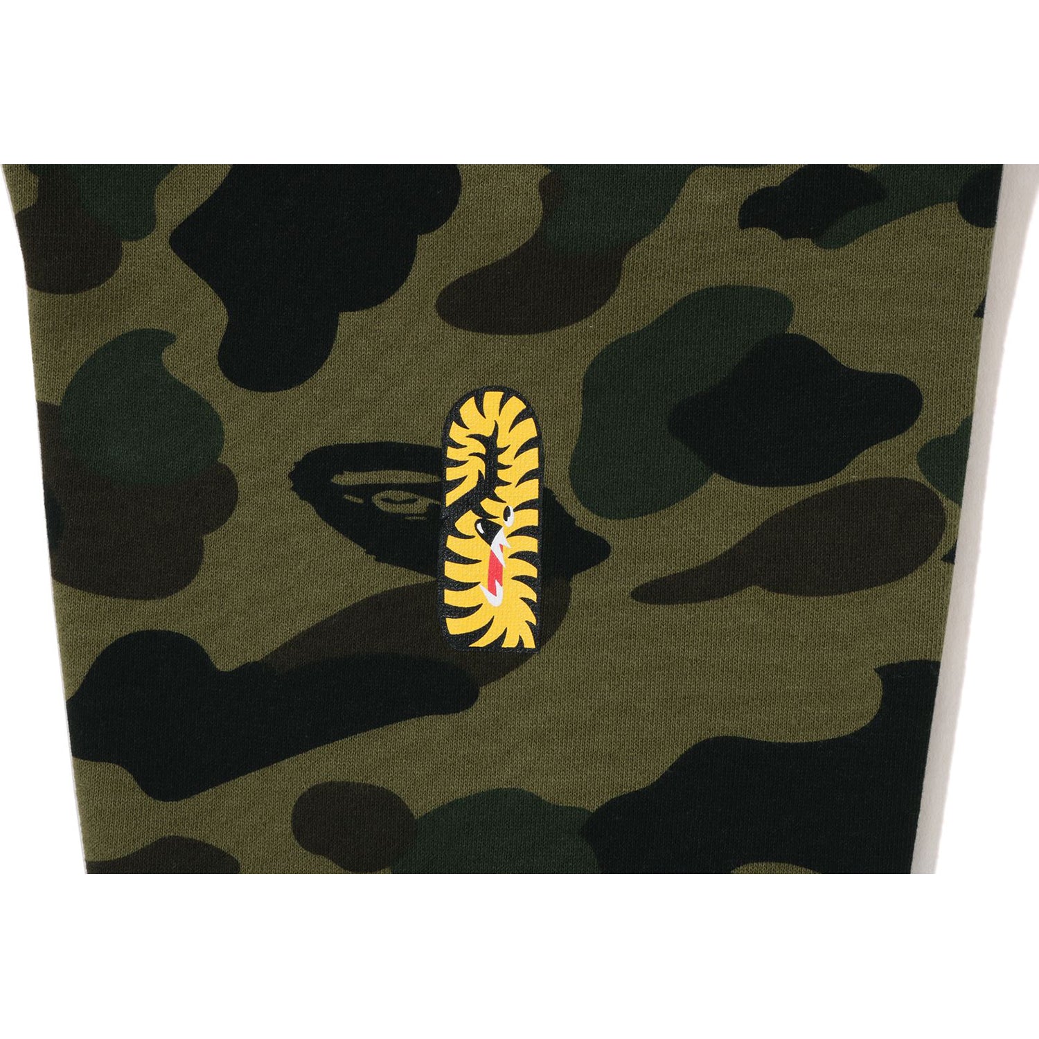 1ST CAMO 2ND SHARK FULL ZIP HOODIE MENS-IYAMIUIO