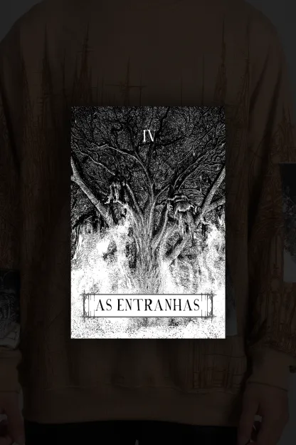 Moletinho Museum Long Sleeve-IYAMIUIO