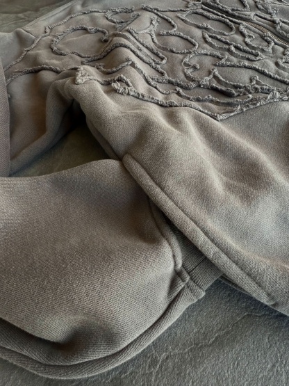 “Pholoh” Zip-Up (Grey Olive)-IYAMIUIO