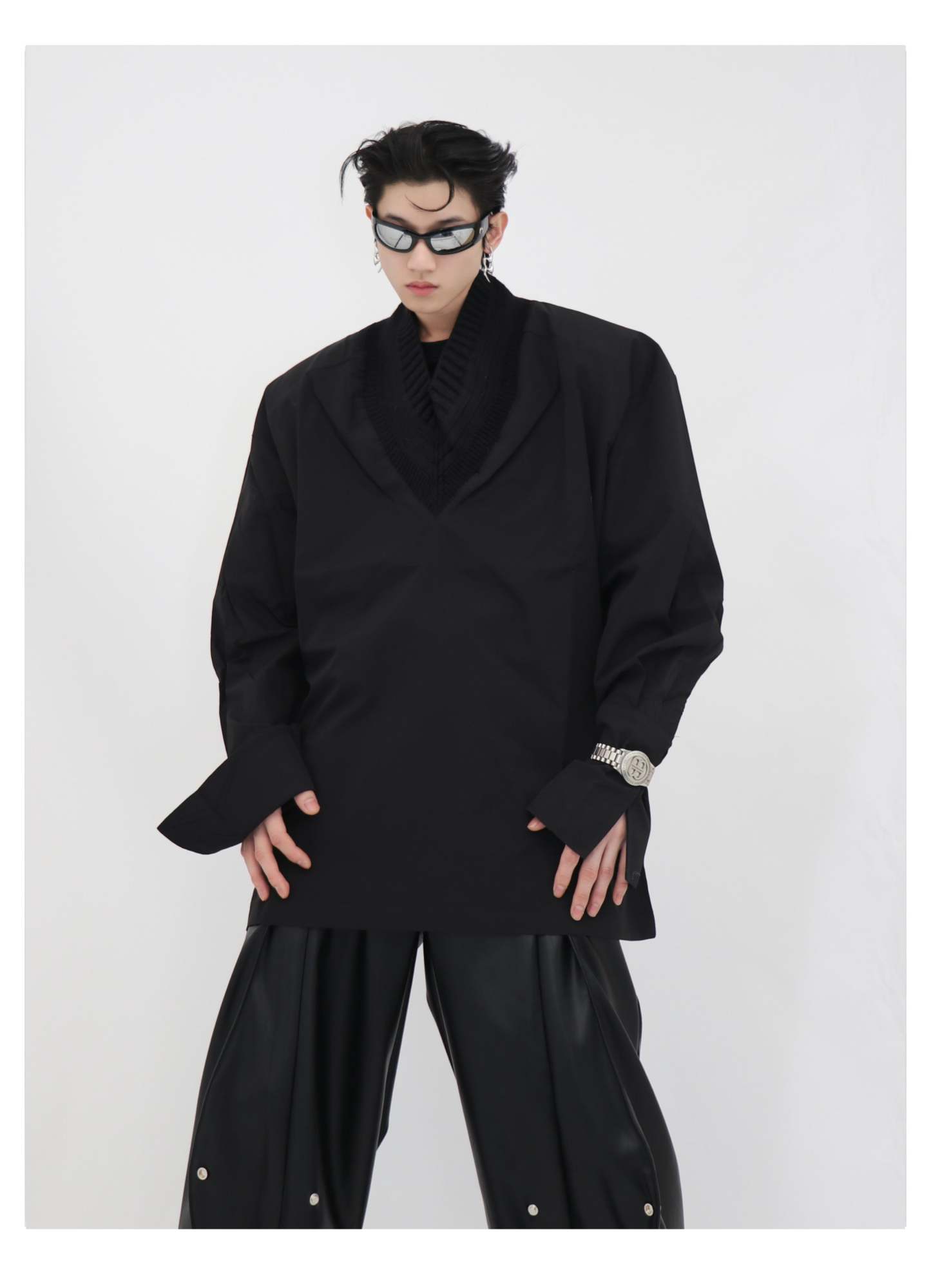 V-shaped Shirt-IYAMIUIO