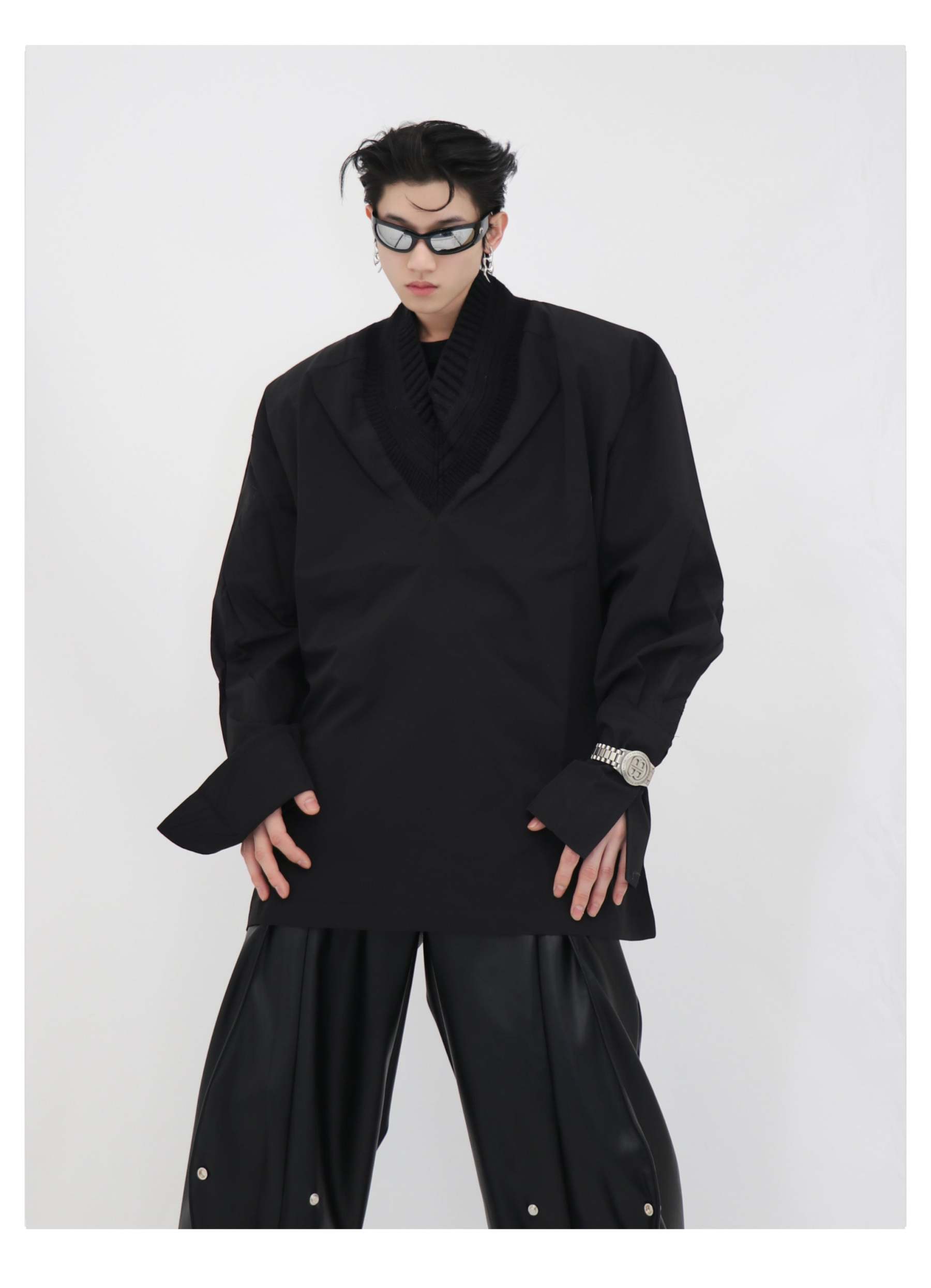 V-shaped Shirt-IYAMIUIO