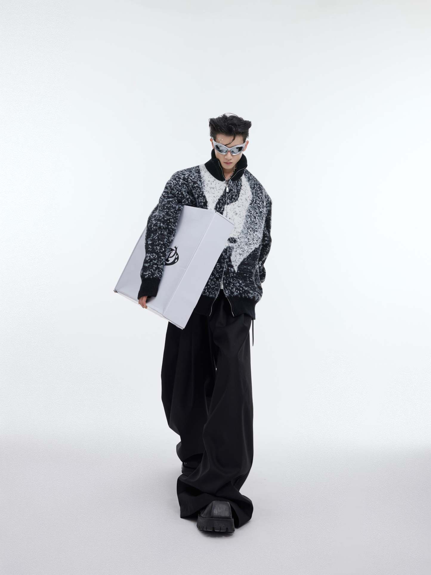 【24s February.】Niche Gradient Dragon Pattern Sweater-IYAMIUIO