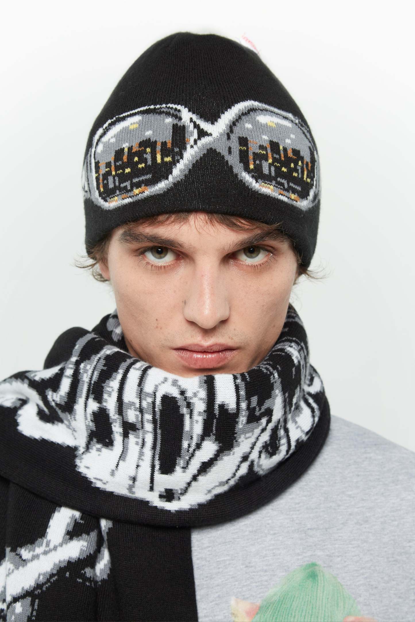 "I Wear Glasses" Reversible Beanie-IYAMIUIO