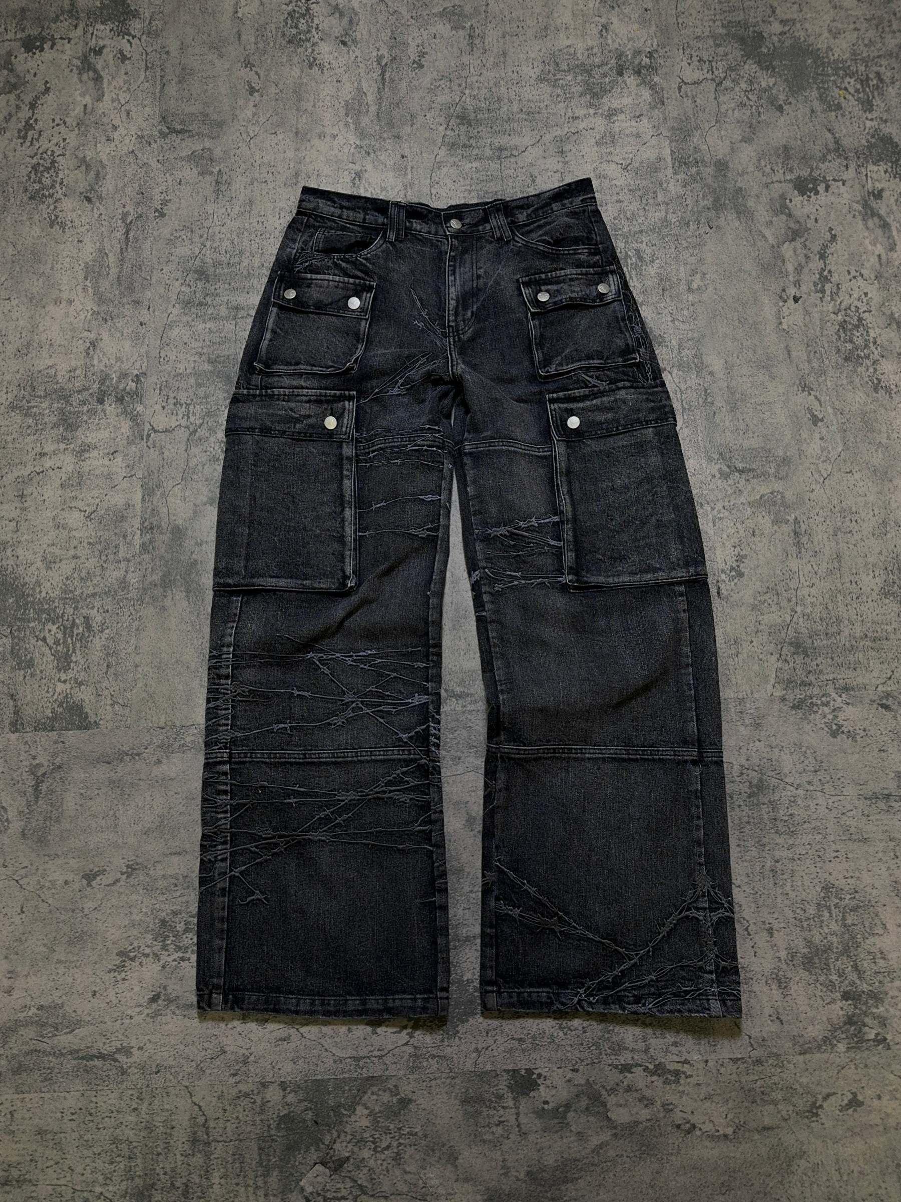 BARBED WIRE CARGOS (COAL)-IYAMIUIO