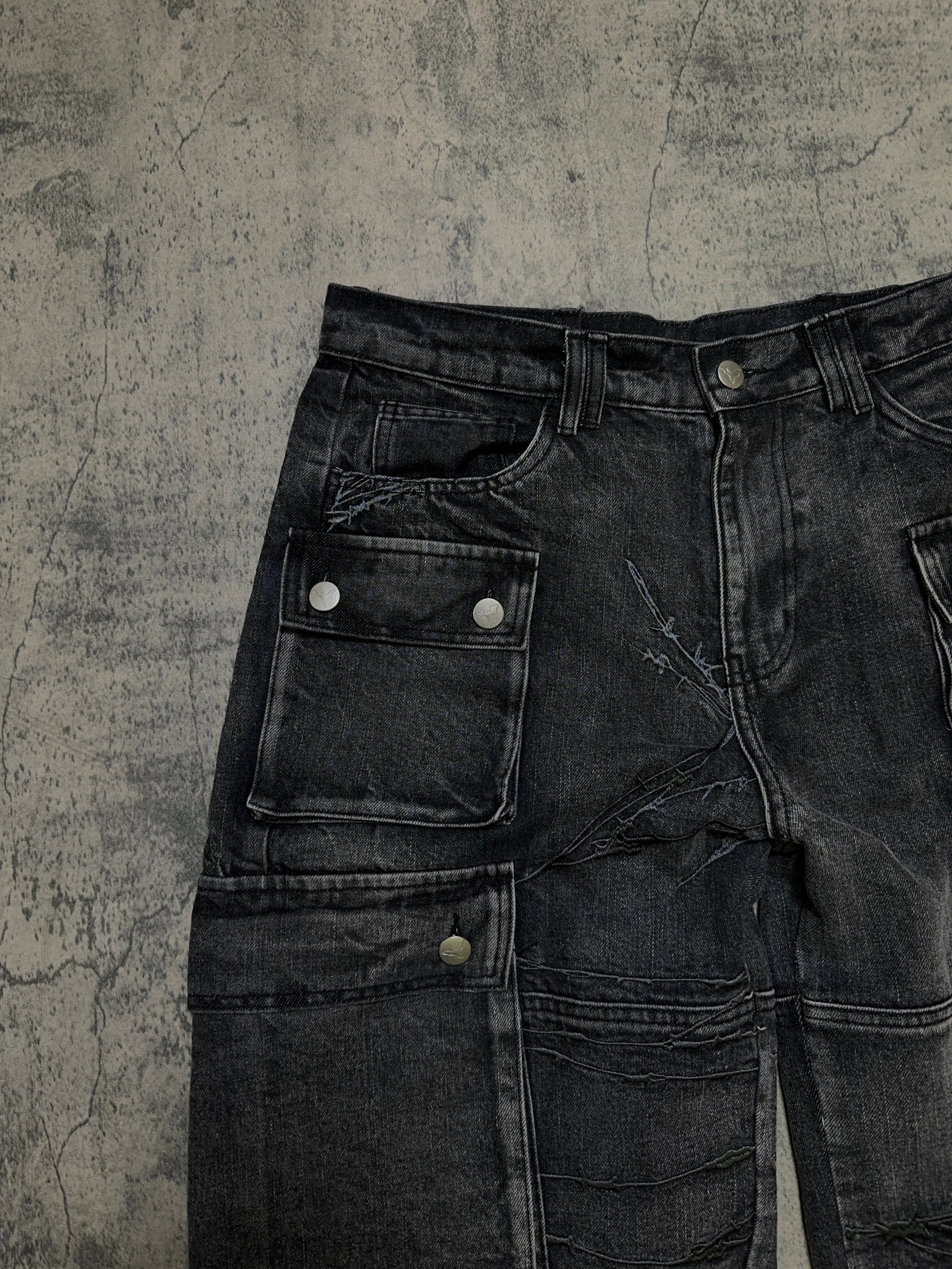 BARBED WIRE CARGOS (COAL)-IYAMIUIO