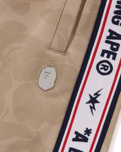 Solid Camo One Point Relaxed Fit Sweatpants-IYAMIUIO