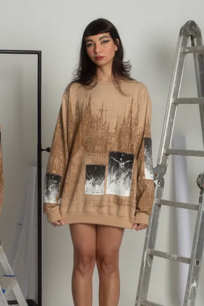 Moletinho Museum Long Sleeve-IYAMIUIO