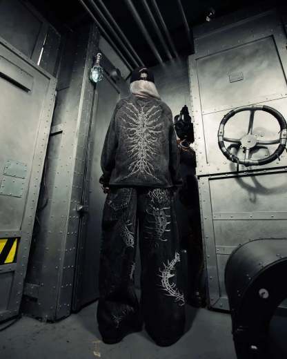 GHOUL JEANS+SWEATSHIRT-IYAMIUIO