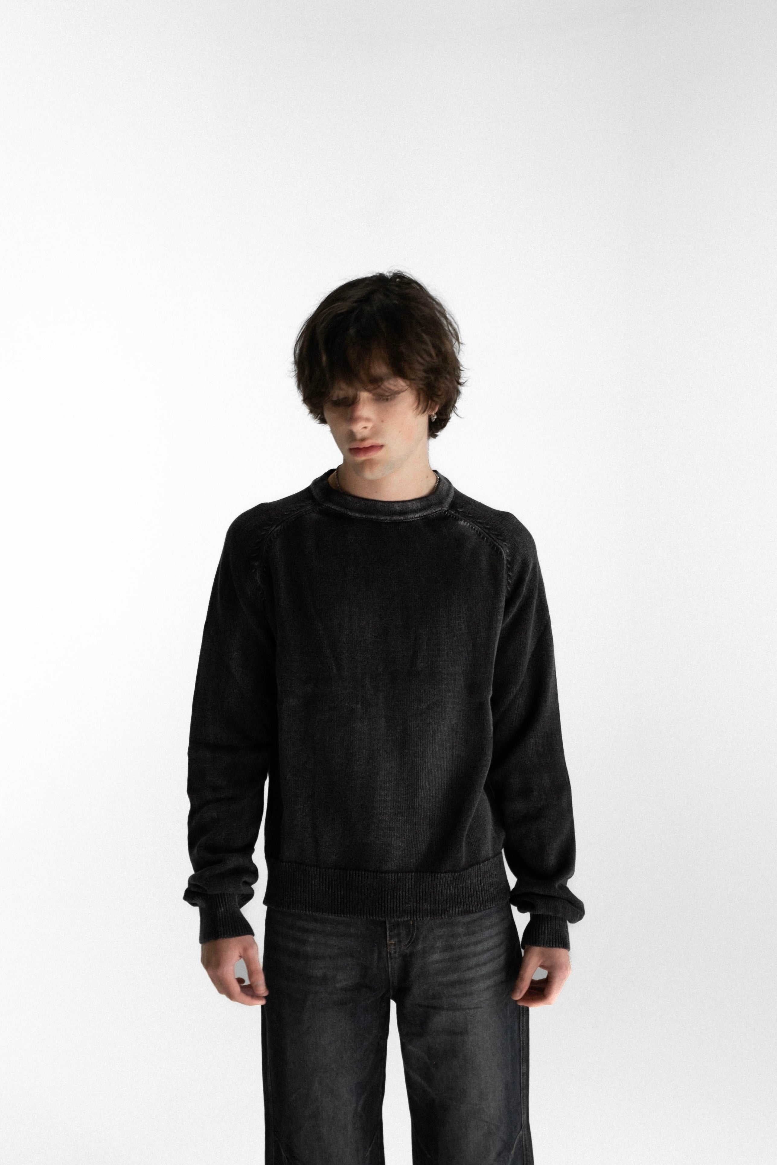 KNITTED SWEATER (COAL)-IYAMIUIO