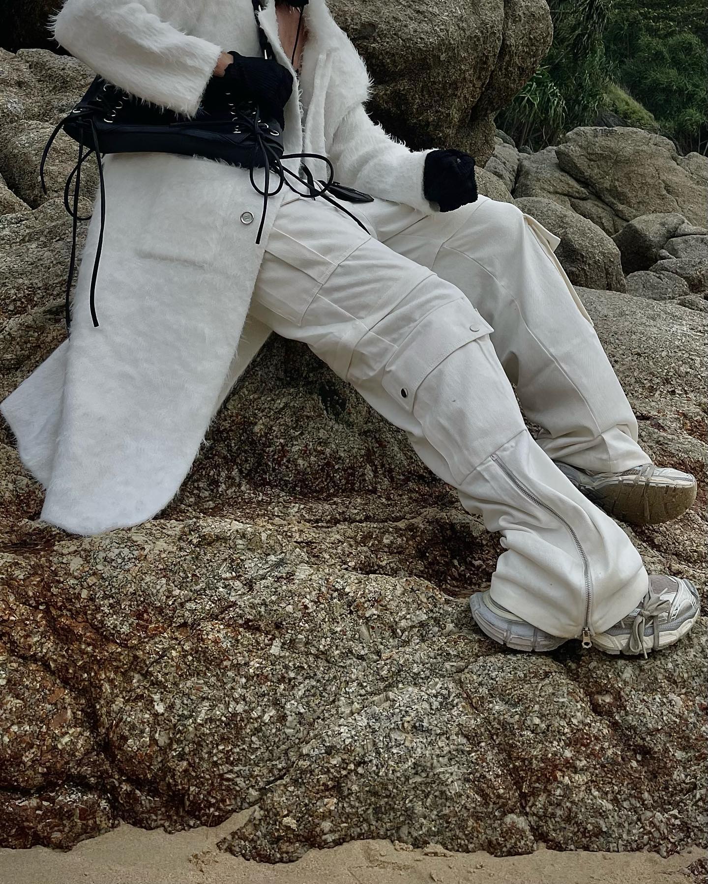 【23s Feb.】Knife Cut Cargo Pants-IYAMIUIO