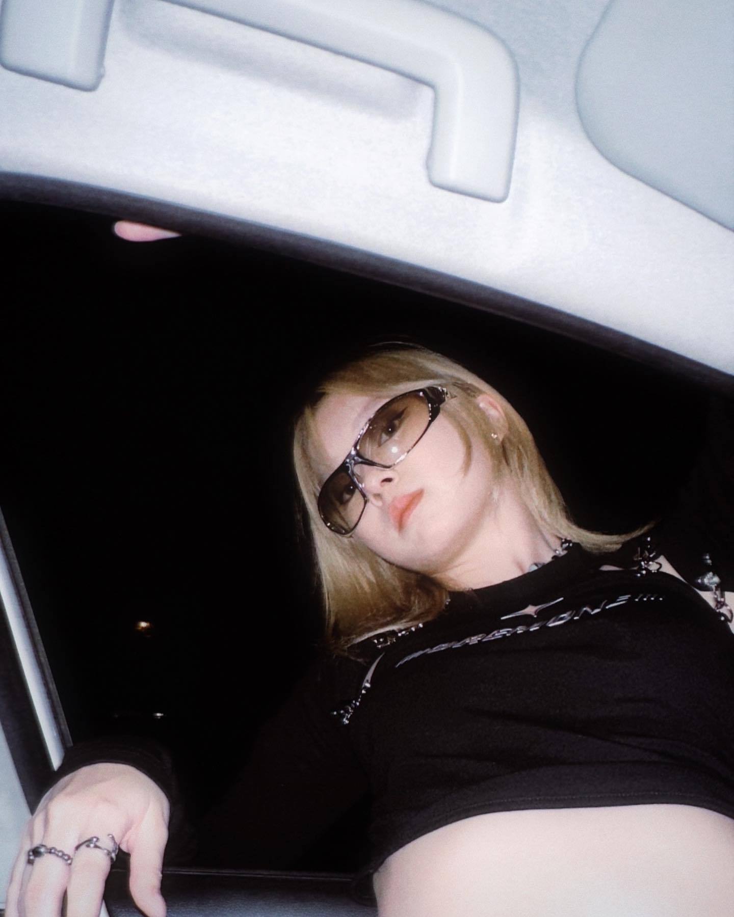 【23s August.】Airplane Buckle Hollow Tops-IYAMIUIO