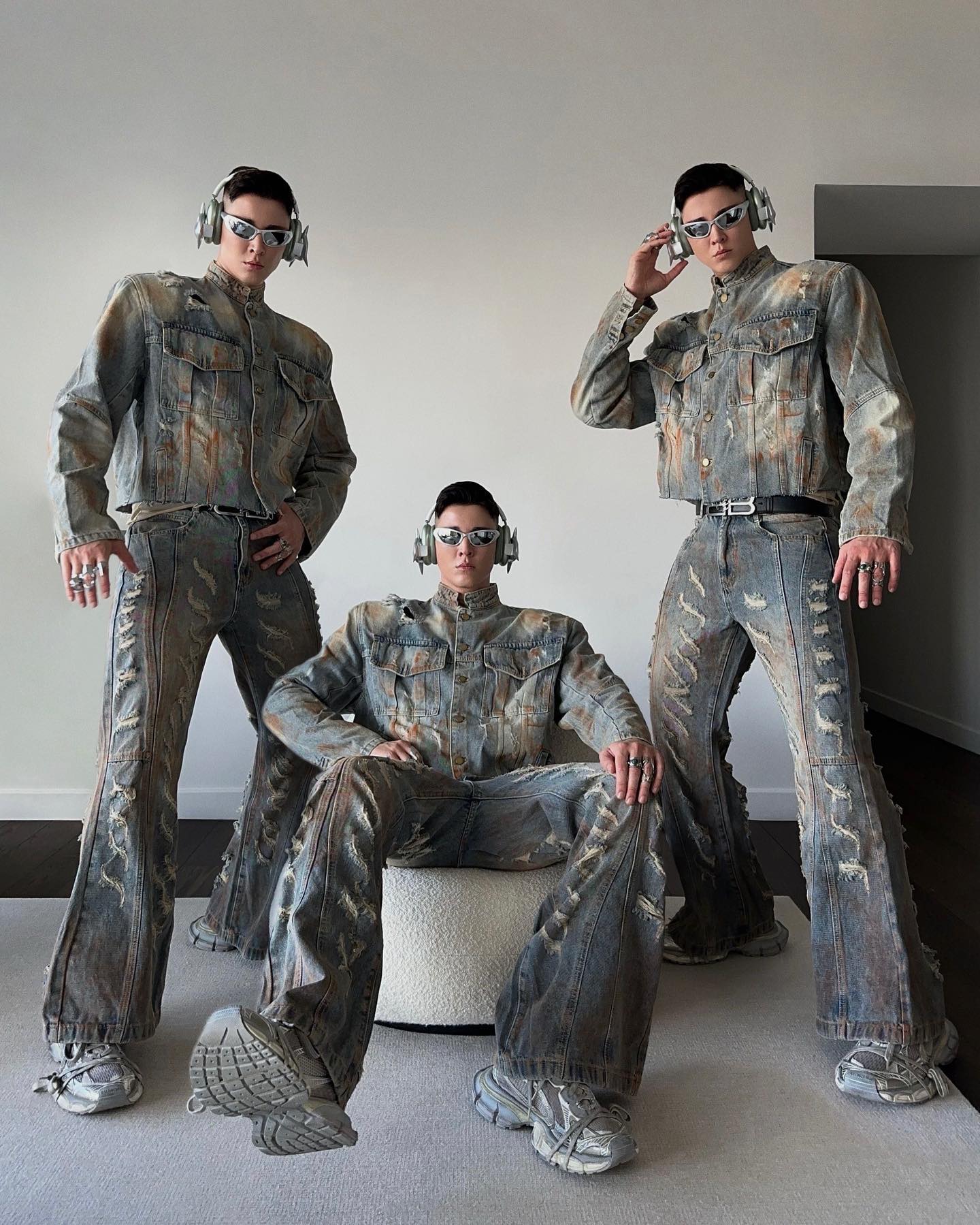 【23s August.】Distressed Denim Jacket Ripped Jeans-IYAMIUIO