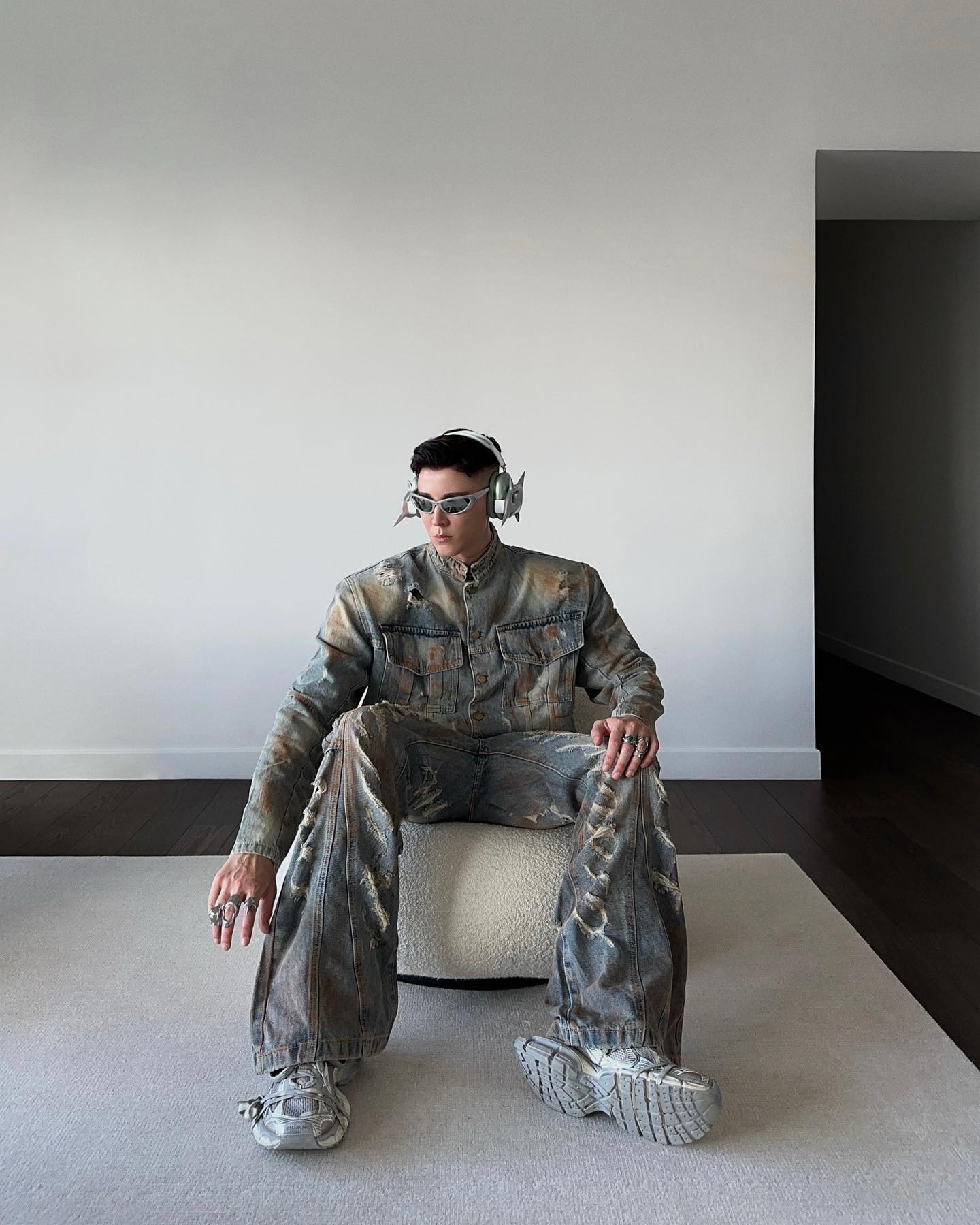 【23s August.】Distressed Denim Jacket Ripped Jeans-IYAMIUIO