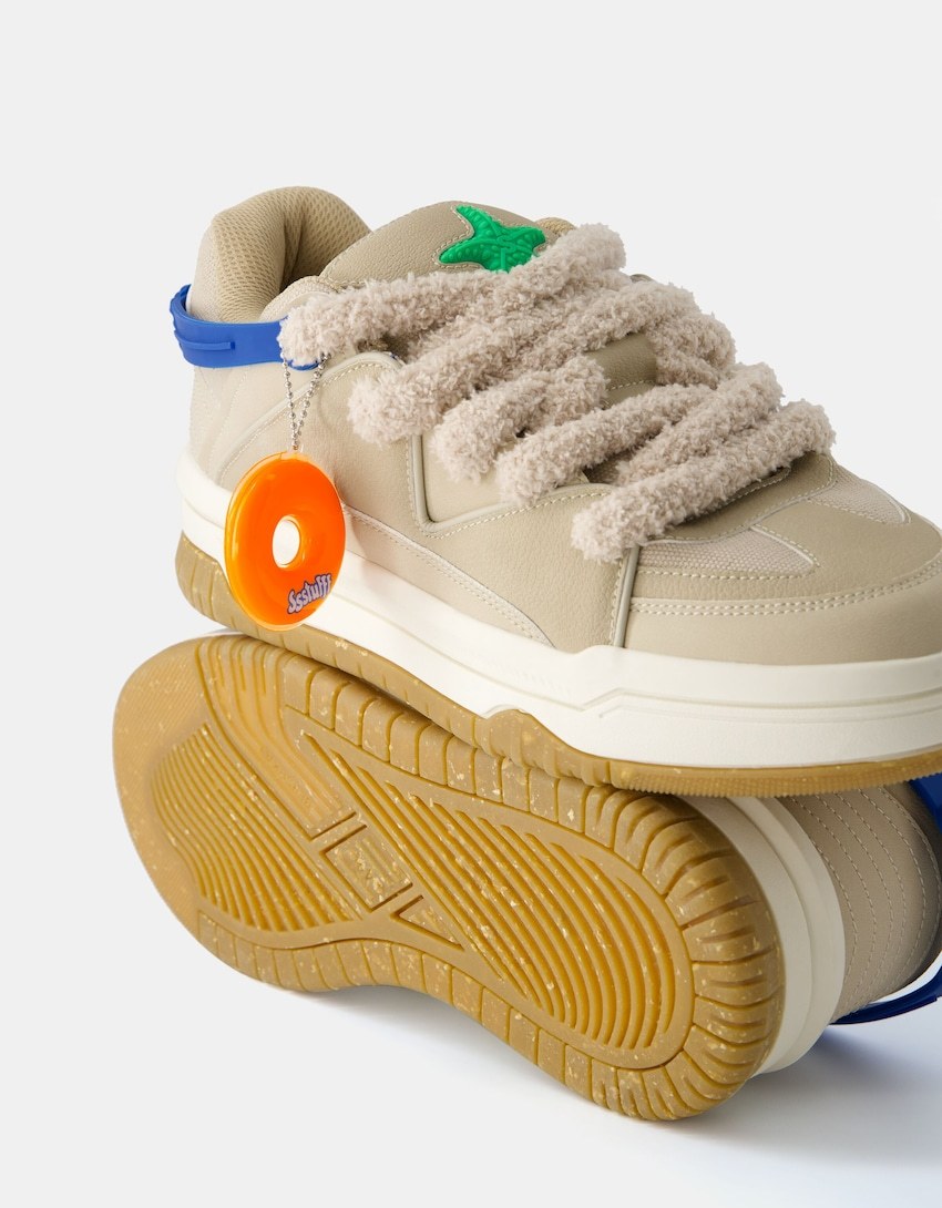 Sneakers with keyring detail-BERSSSHKA X SSSTUFFF