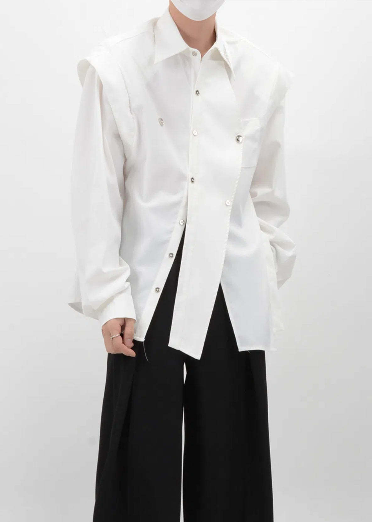 【24s Sep.】Deconstructed Shoulder Pads Metal Decorations Stitching Shirt-IYAMIUIO