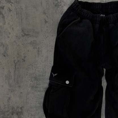 CARGO SWEATS (NOIR)-IYAMIUIO
