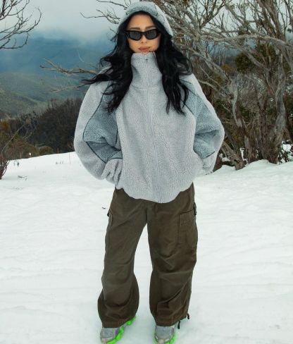 Yeti Fleece Hoodie-IYAMIUIO