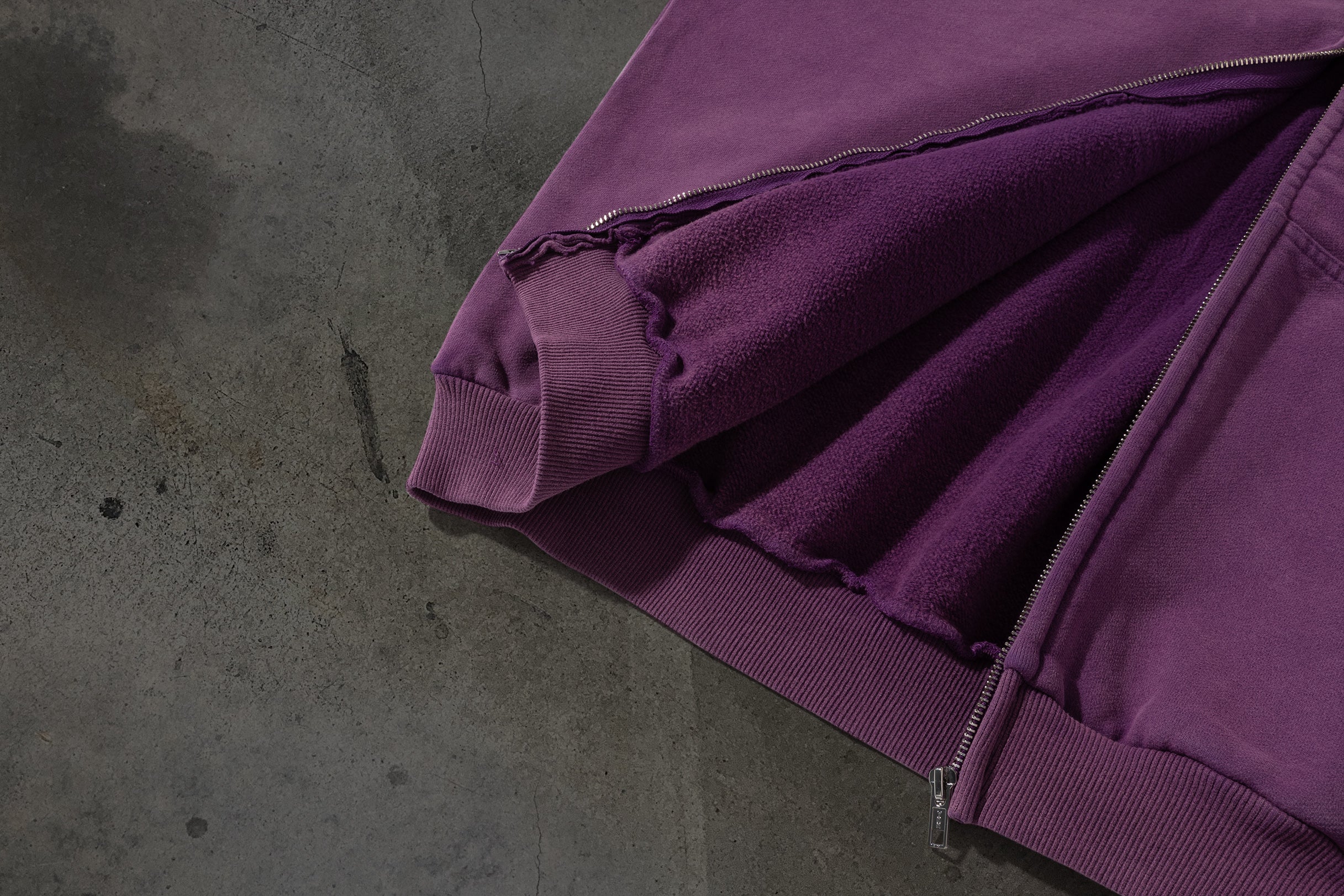 BLANK ZIPUP (PURPLE)-IYAMIUIO