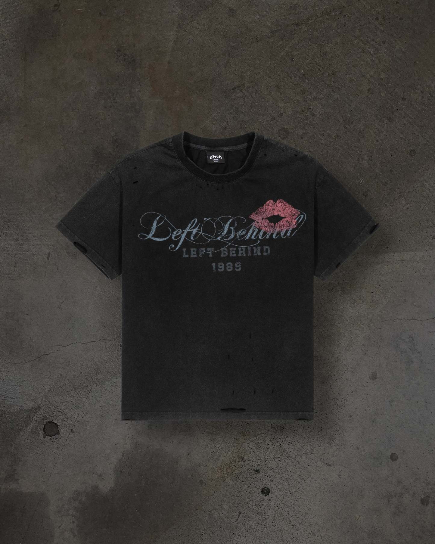 LOVELETTER DISTRESSED TEE (COAL)-IYAMIUIO