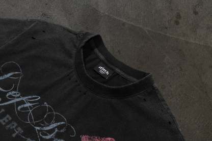 LOVELETTER DISTRESSED TEE (COAL)-IYAMIUIO