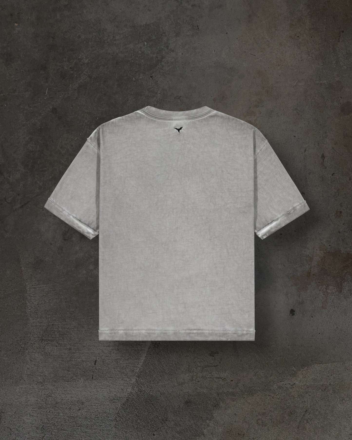 EMBROIDERED SCROLL TEE (DYED GREY)-IYAMIUIO