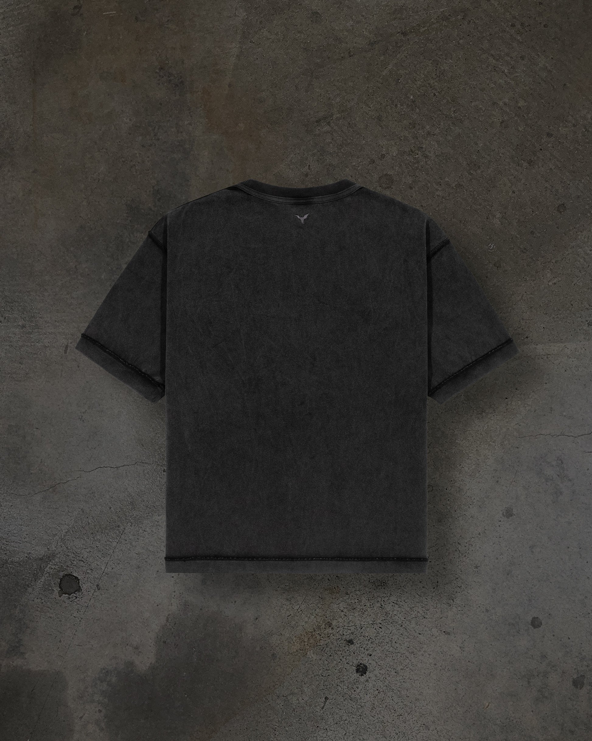 EMBROIDERED SCROLL TEE (COAL)-IYAMIUIO