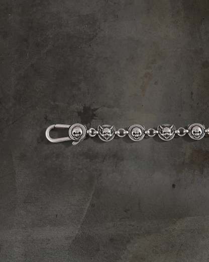 SILVER BAT/SKULL BRACELET-IYAMIUIO