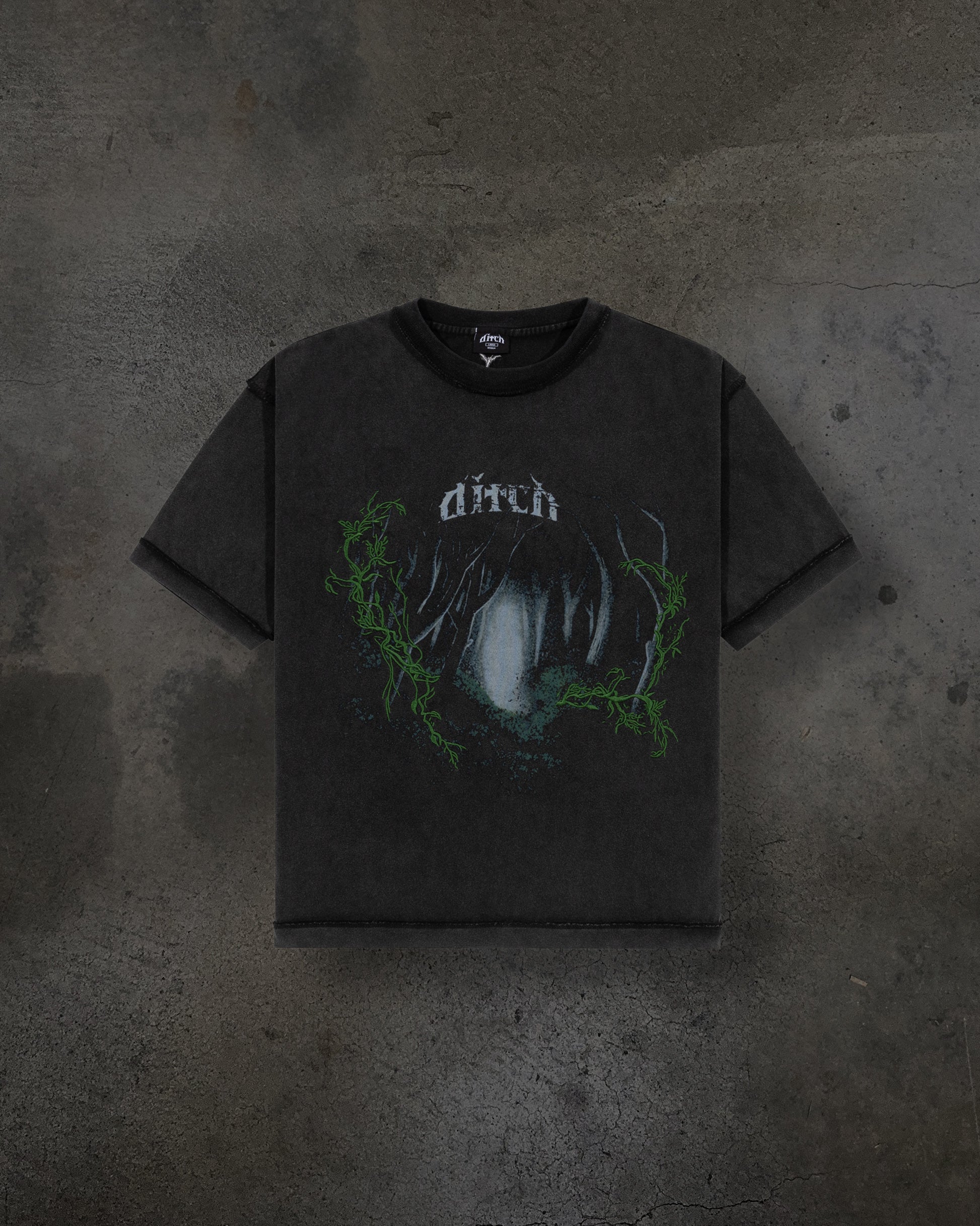 EMBROIDERED FOREST TEE (COAL)-IYAMIUIO