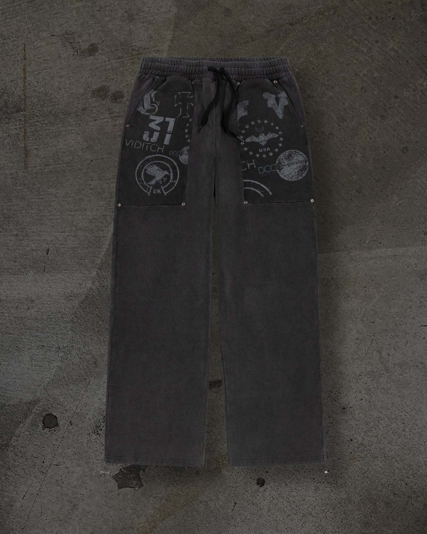CORVIDITCH POCKET SWEATS (COAL)-IYAMIUIO