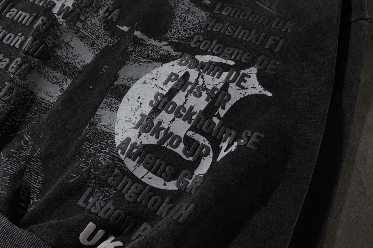 CORVIDITCH TOUR ZIPUP (COAL)-IYAMIUIO