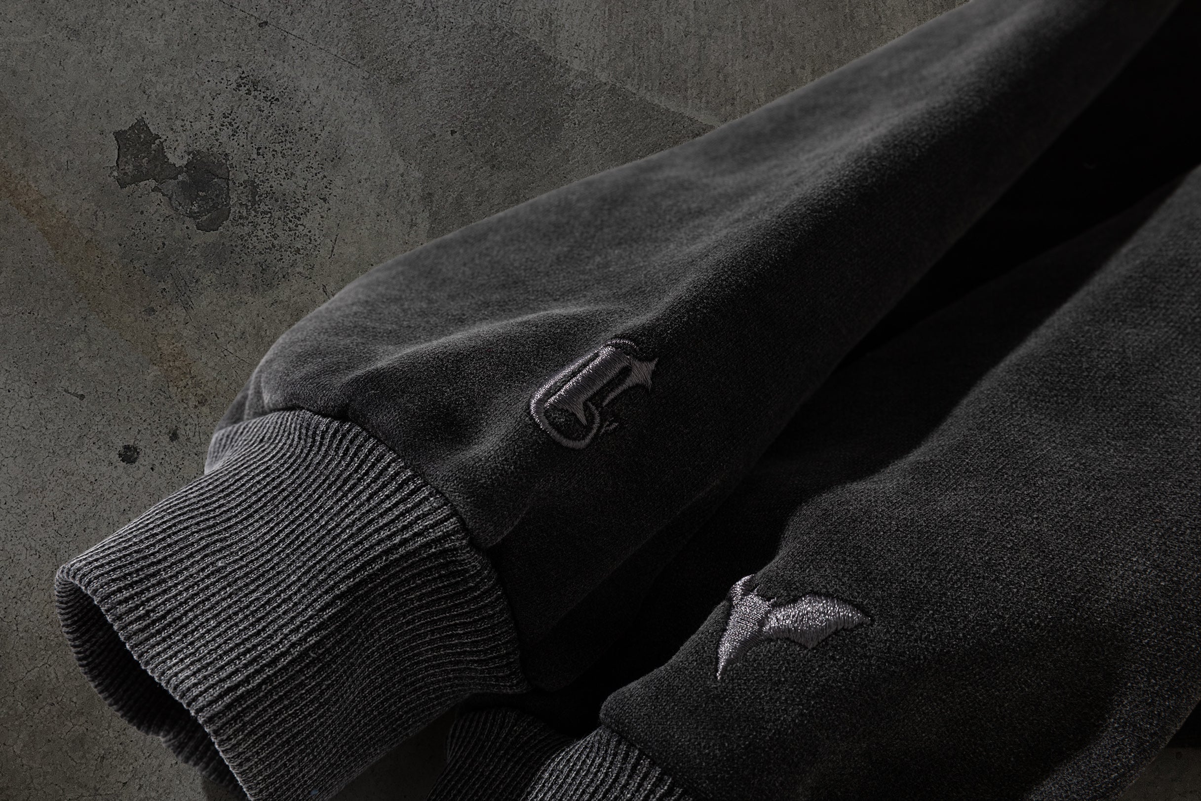 CORVIDITCH TOUR ZIPUP (COAL)-IYAMIUIO