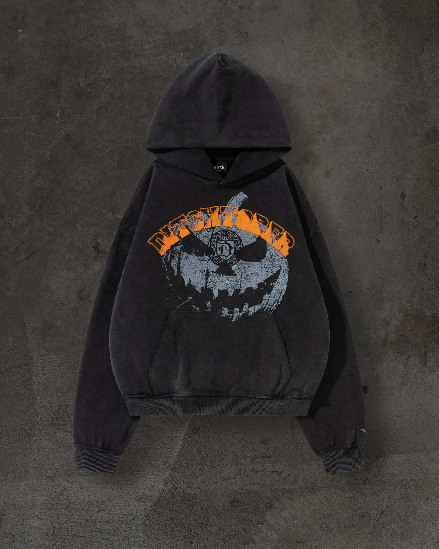 PUMPKIN PATCH PULLOVER (COAL/ORANGE)-IYAMIUIO