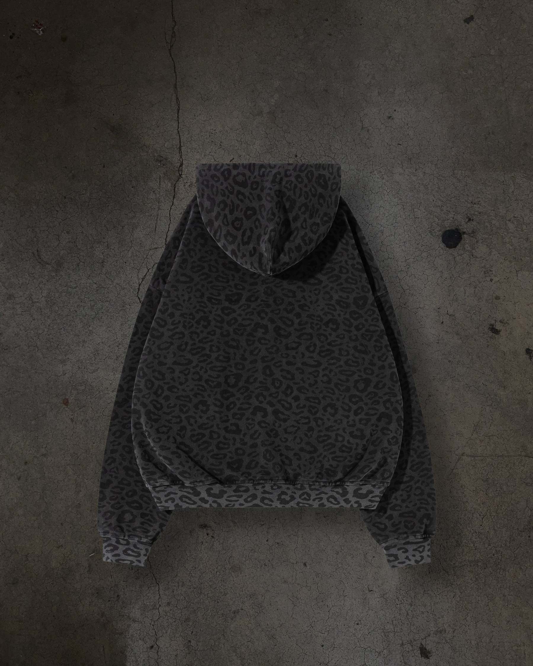 CHEETAH ZIPUP (COAL)-IYAMIUIO