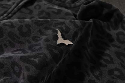 CHEETAH ZIPUP (COAL)-IYAMIUIO