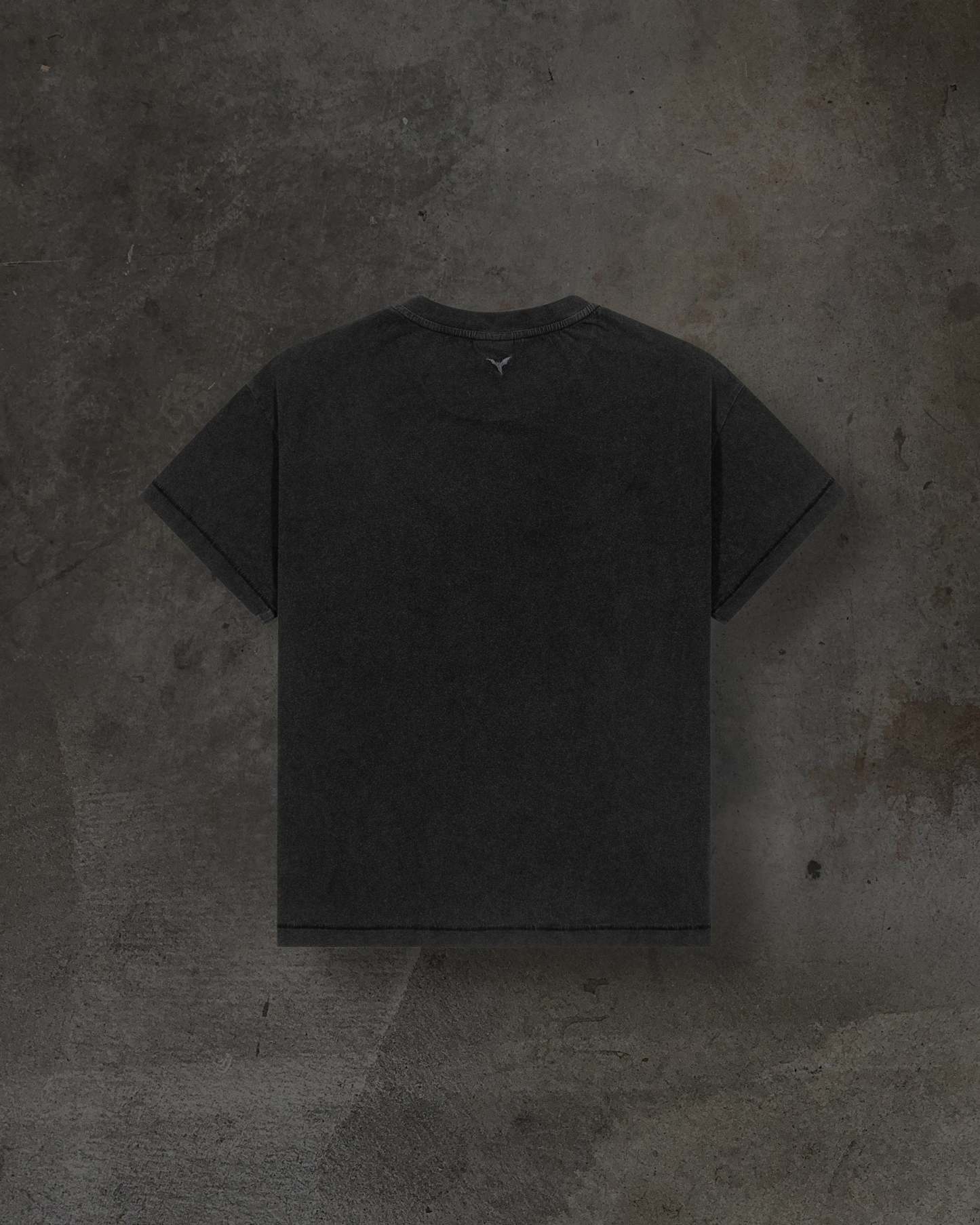 RED EYES TEE (COAL)-IYAMIUIO