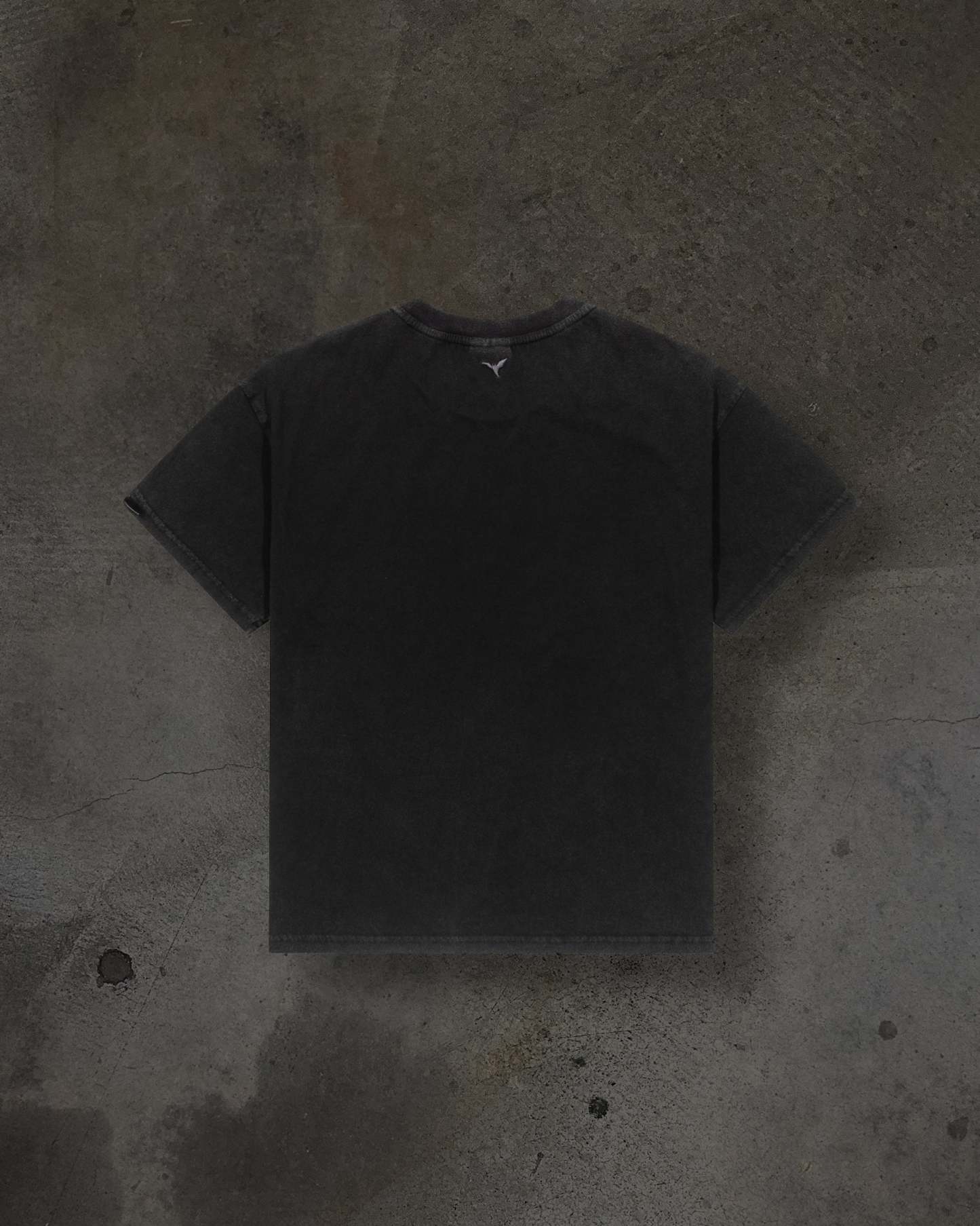 FOSSIL TEE (COAL)-IYAMIUIO
