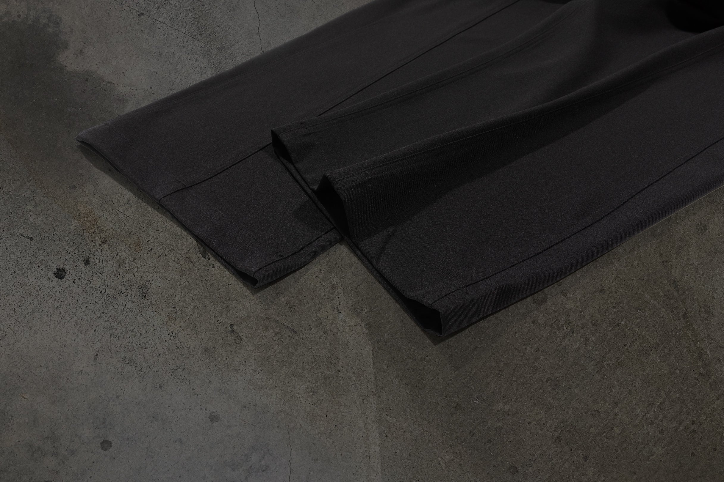 WIDE-LEG DRESS PANTS (NOIR)-IYAMIUIO