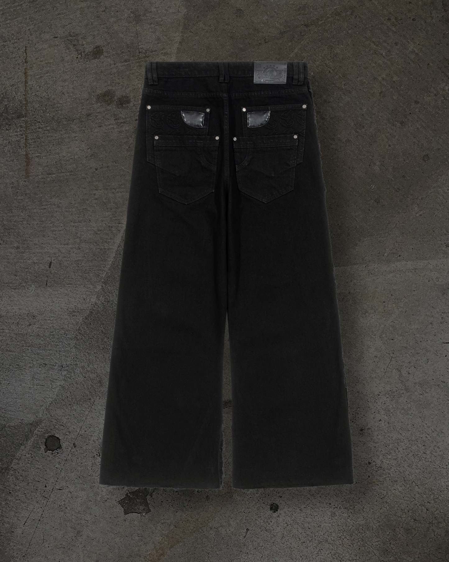 CORVIDITCH EMBOSSED DENIM (NOIR)-IYAMIUIO
